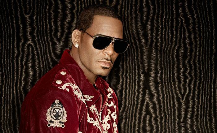 Oozes soo much sex appeal yum yum ! Happy birthday sexy r.kelly x 