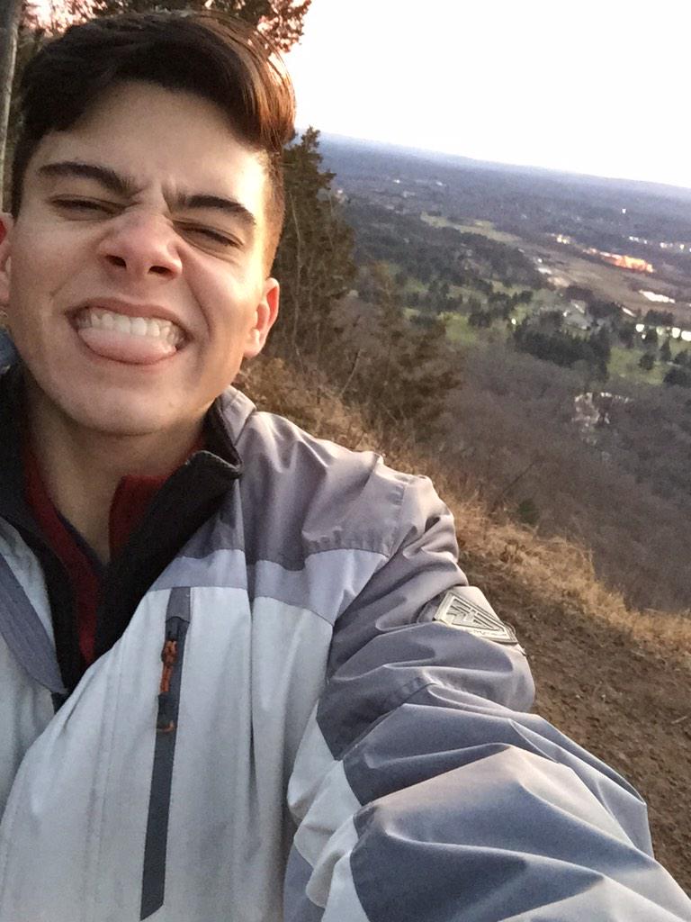 TheDomNate's tweet photo. 😁😁😁😁😁😁😁😁😁 http://t.co/8duaCVQ1eN