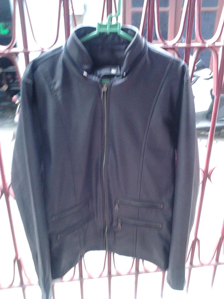 inikulitnya's tweet photo. Semi kulit bahan viena 160k arghh ngiler.gaya culik style http://t.co/pgH4eLCumk