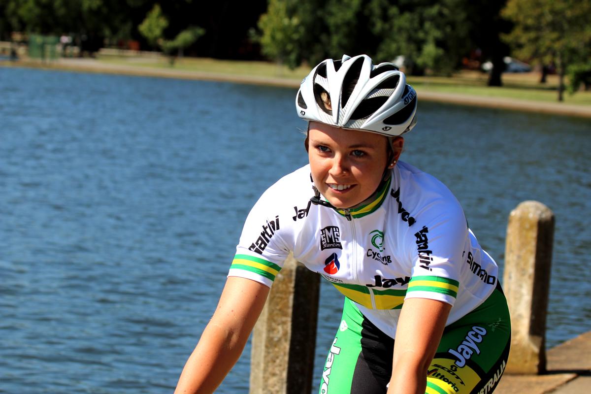 Interview: @emily_roper24 talks 2014 and focus on completing nursing degree in 2015 pelotonwatch.com/news/Emily-Rop…