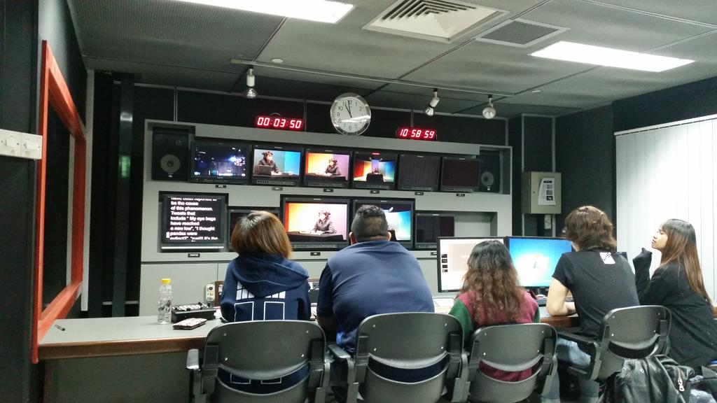 fmsuncut's tweet photo. Interested to know what goes on behind a TV show? Come join us for a fun experience! #fmsuncut #NPOH15 http://t.co/PzVUtNbODT