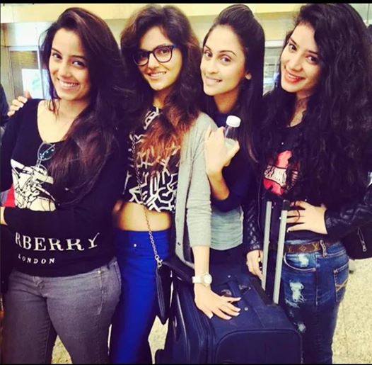 sukir_kandpal's tweet image. #MomentsTogether #ChaarYaar @RubiDilaik @krystledsouza @SrSrishty @Sukirti_k  @RubiHolics @TeamRubiDilaik