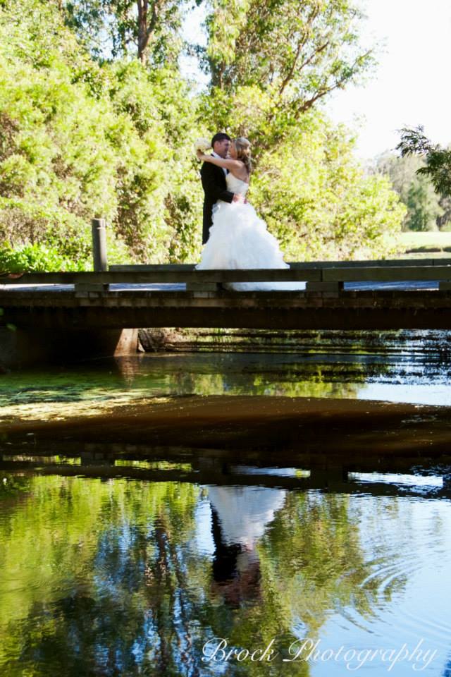 Showcasing Wedding Photographers Noosa ....
noosaweddingring.com/?p=3271