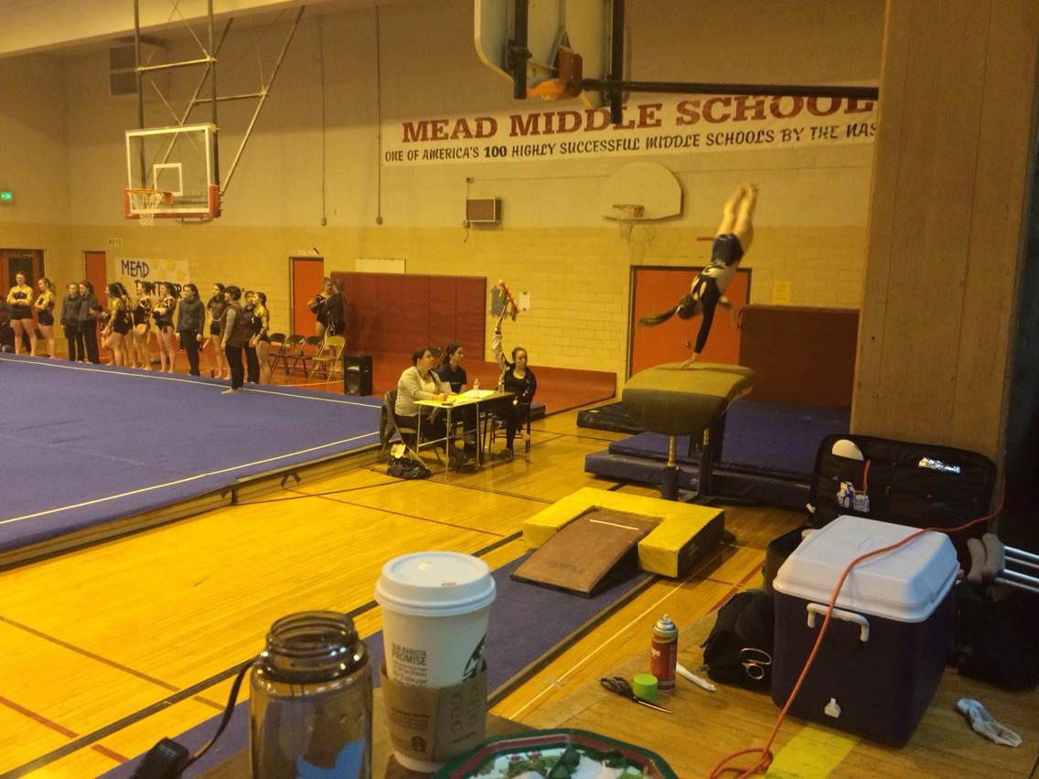 MEAD_ATHLETICS's tweet photo. Carrie Jacka on the Vault!  #goMead http://t.co/uAHcnaMEhe