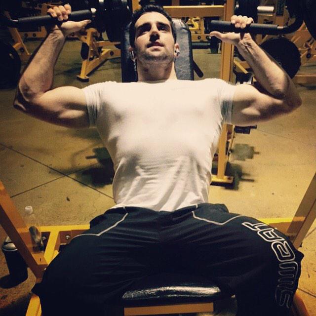 sweatcollection's tweet photo. Always rep #sweat with hard work! #gymwear http://t.co/m1UJPdJpJn