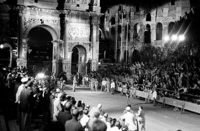 Amid #Olympics #whitelephant talk, note Rome used #BathsOfCaracalla for gymnastics in 1960 games.  Imagine that on TV