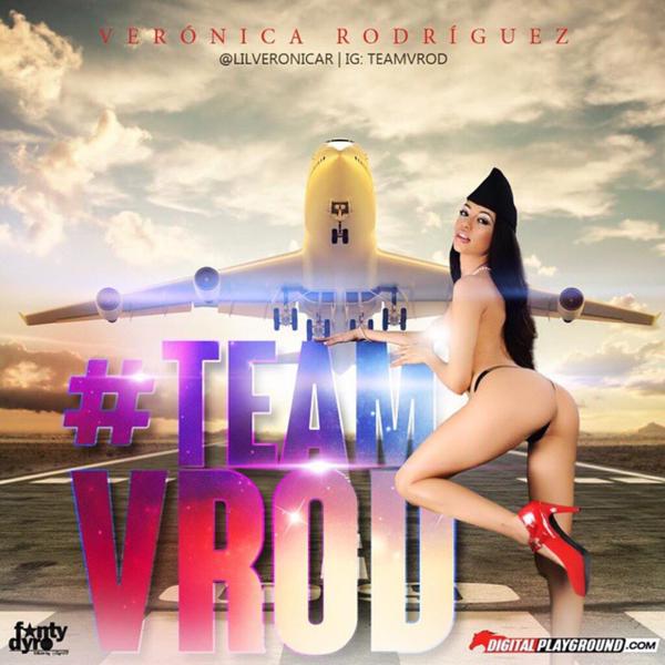 TeamVROD's tweet photo. #TeamVRod #SupportMyMami Vote my mami @LilveronicaR Everyday! #AVNAwards #FavoriteFemalePornstar and #DPStar http://t.co/T9viHldueD"