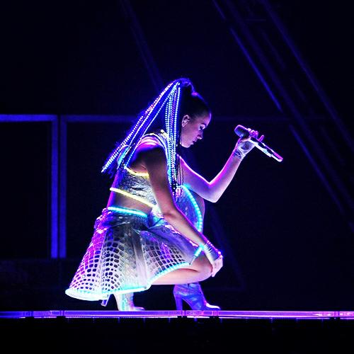 LuciaCmi's tweet photo. @katyperry is Amaizing 😂❤😍 http://t.co/bIRMhjd2fB