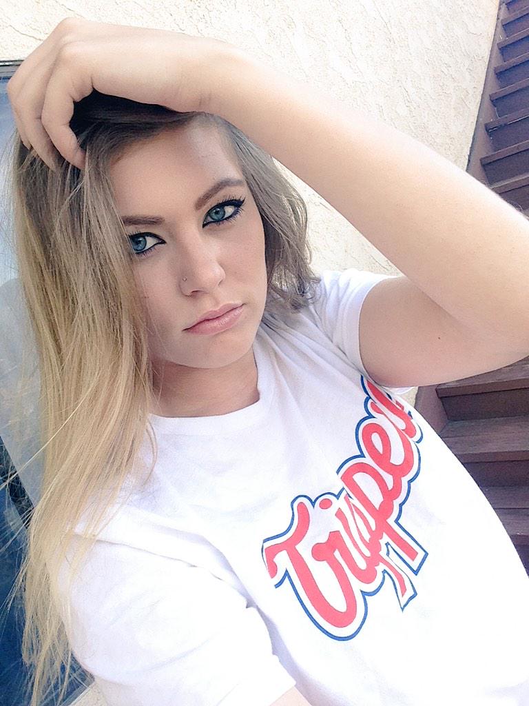 Shes literally so perfect..and has given me so many chances..i don't even know how to explain how much i love her.