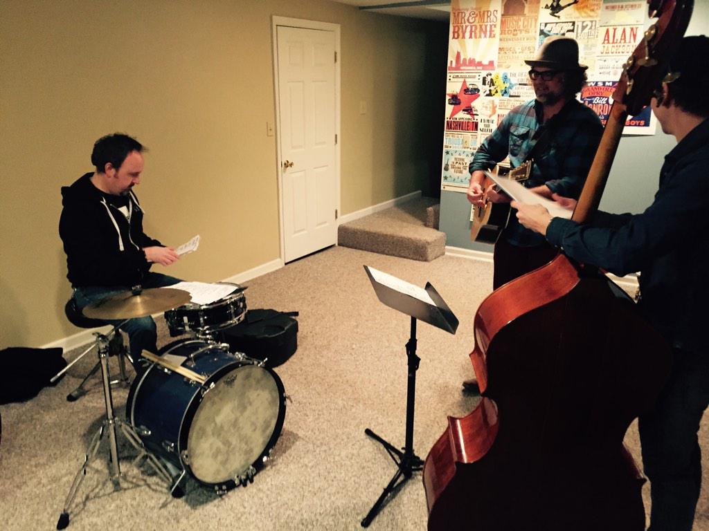 suemedog's tweet photo. Band rehearsals make my soul shine!  #ilovemusicans http://t.co/8hx3ez4tH1