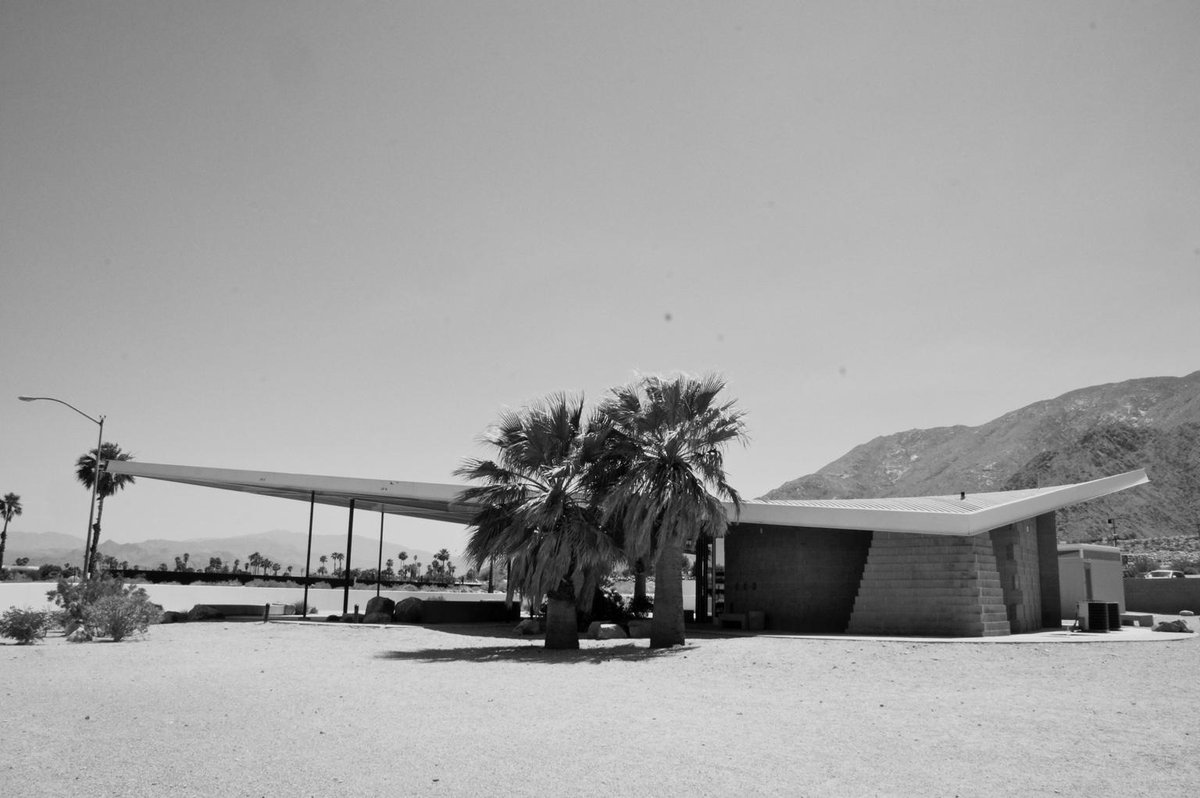 Albert Frey’s tramway gas station, Palm Springs CA. #desertmodernism #architecture