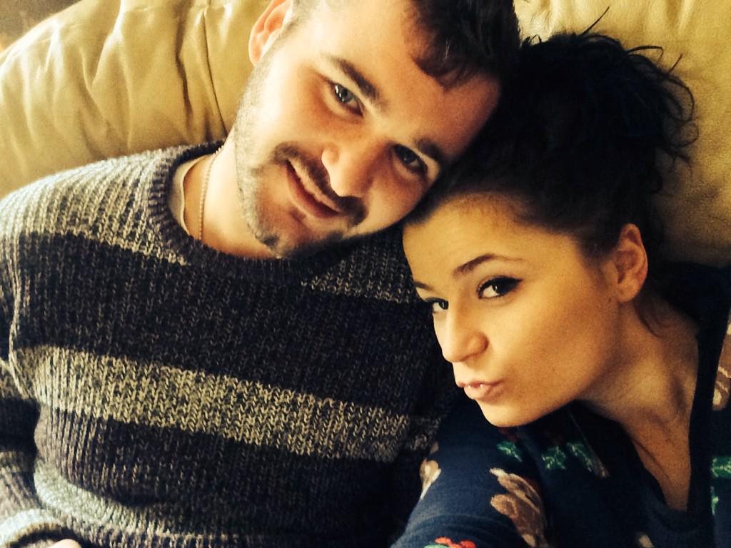 micky_lou1's tweet image. Being looney#chiling #christmashoilday   #timeof=timetogether :)