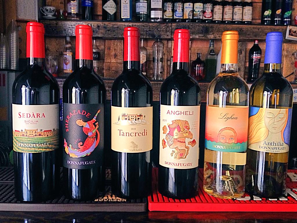 IughiuLaura's tweet photo. #perchenó #scicli #donnafugatawine #viasangiovanni9 http://t.co/xs7s0c2AkA