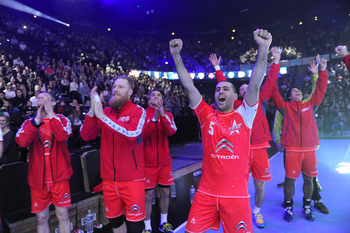 handstargame's tweet photo. Retrouvez l'album photo du Hand Star Game 2014 https://t.co/qYzcwQm8LQ #HSG2014 #Handball http://t.co/8mKAVOjj05