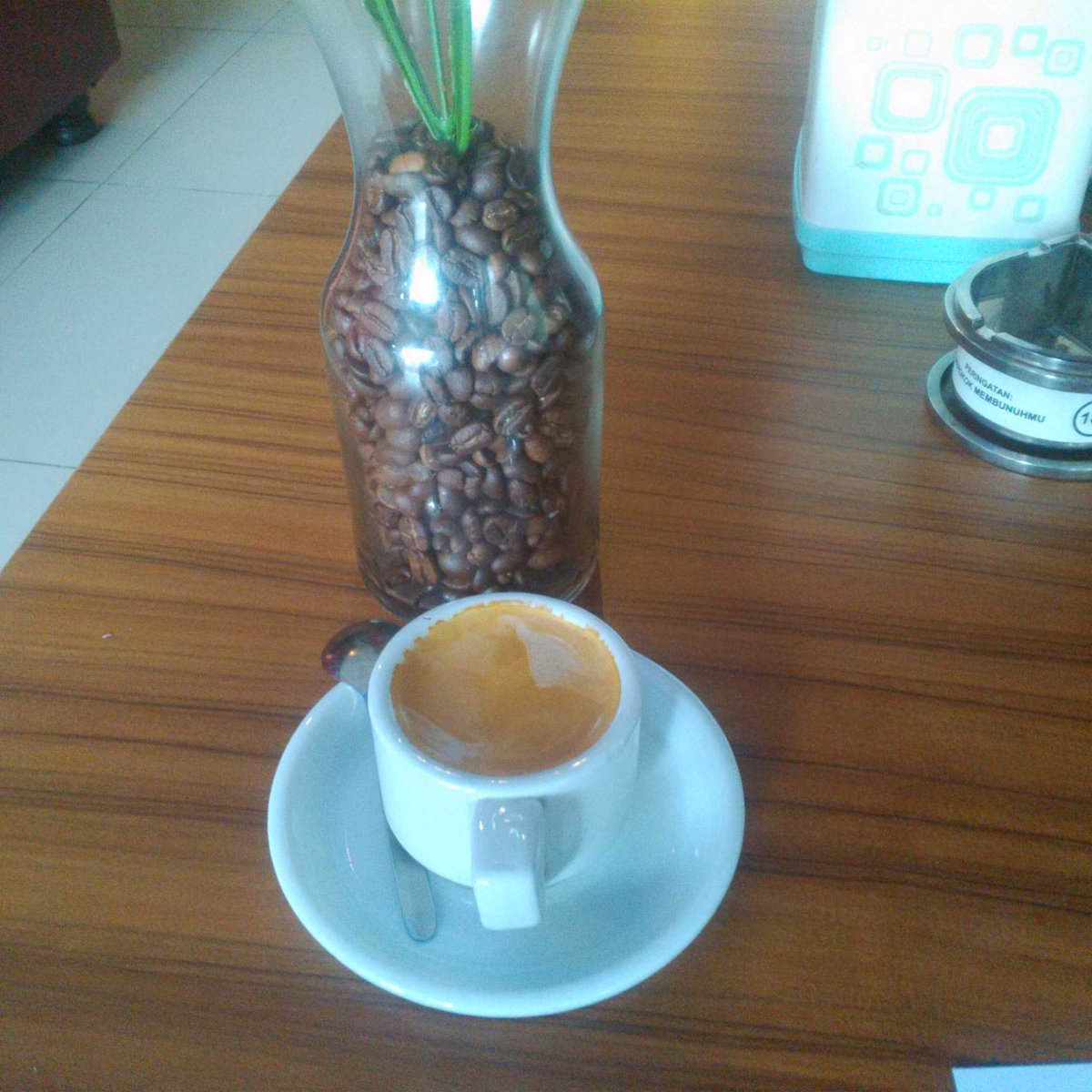 TosteLatte's tweet photo. Espresso nya luar biasa http://t.co/5kVlE5Iezq