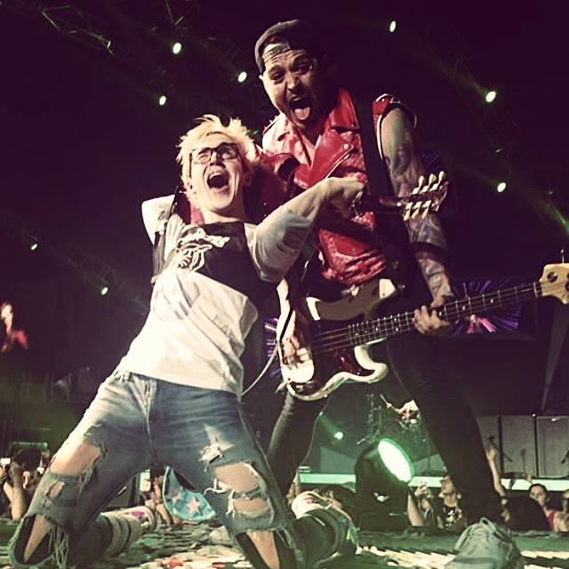 mcbusted's tweet photo. Can't wait to tour in March gonna be rad! Where are you going to see us? Last of the tix here http://t.co/bxyqb7tW8S http://t.co/Tni99Abzje