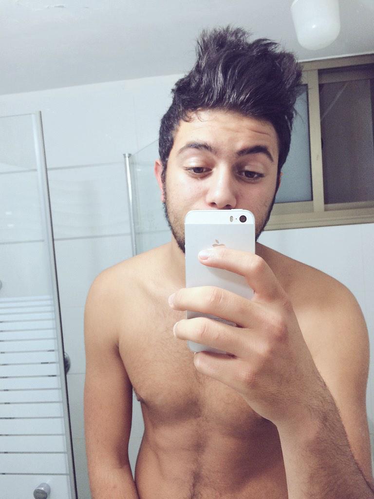 YPerah's tweet photo. מעריכים שיער ☺️ http://t.co/DEBoZNOyMM