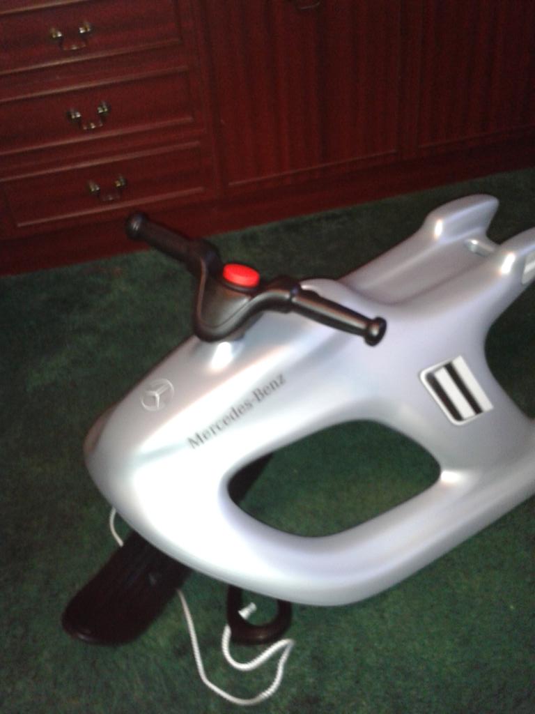 <a href="/MercedesBenzUK/">Mercedes-Benz UK</a> Thanks for the Bobby Benz sledge prize well pleased. Just waiting for the snow this w/e.