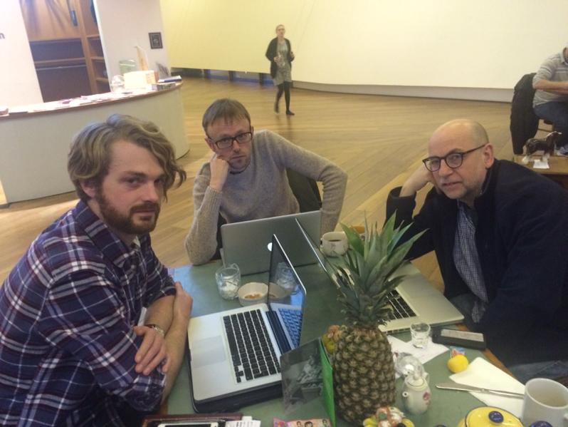 Hard at work with <a href="/ColchesterArts/">ColchesterArtsCentre</a> at <a href="/HuntDarton/">Hunt & Darton</a> Cafe. #Colchester