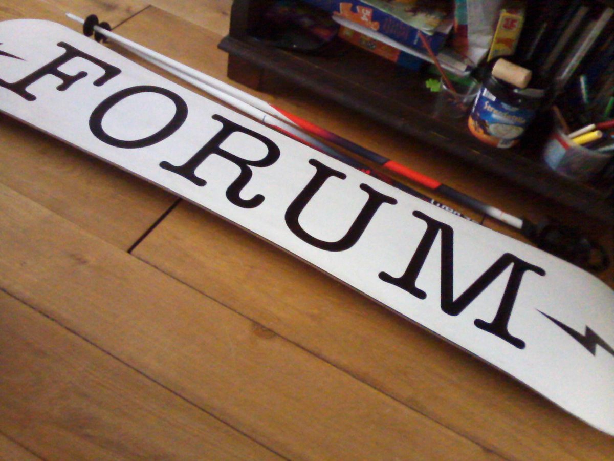 Ski123nl's tweet photo. Still a shame Burton let Forum Snowboards die in such a way... #doubledog #forumsnowboards #destroyer #doublecamber http://t.co/jaJTgwuBRf