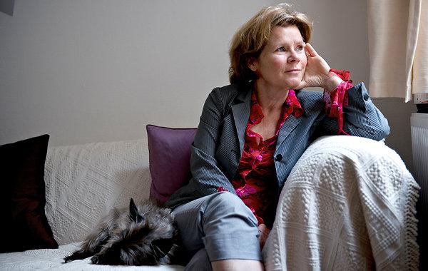 Happy Birthday to the wonderful Imelda Staunton and congratulations on her nomination for Pride! Brava! 