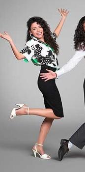 _RainbowVintage's tweet photo. Ropa de #RainbowVintage en le #nuevatemporada de @cuentametve @tve_tve #AnaArias mil gracias! #CuentameComoPaso http://t.co/ALPXDvyLEl