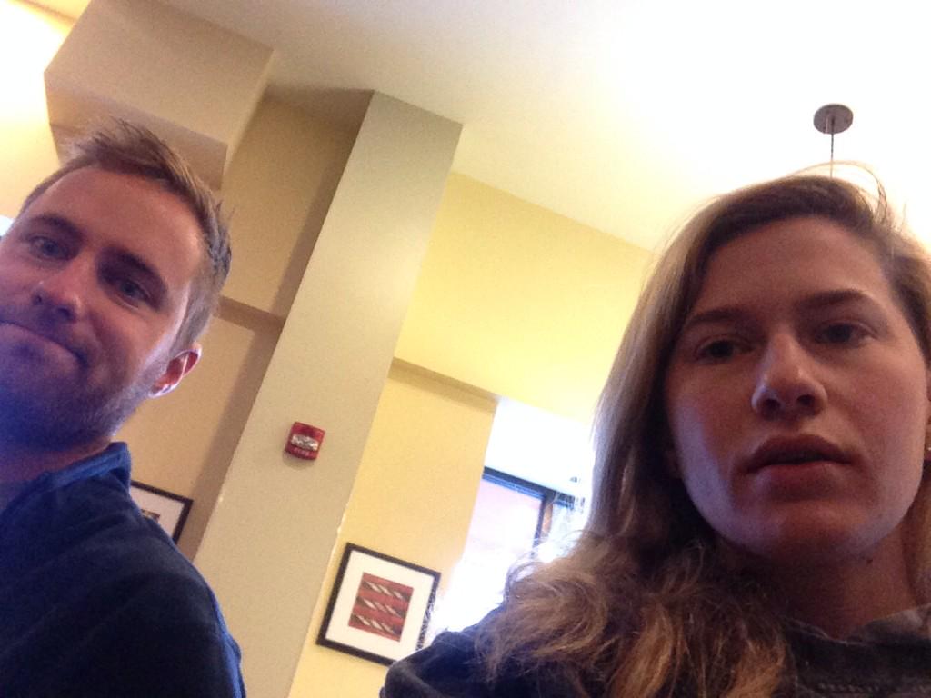 its_M33SH's tweet photo. Buxx guy Kais #TeamCaps #YL #samearea #sameplace #worldtraveler http://t.co/tQkdHzIz1H