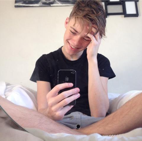 Just got out the bath, smiling for once.😄 happy as Larry!