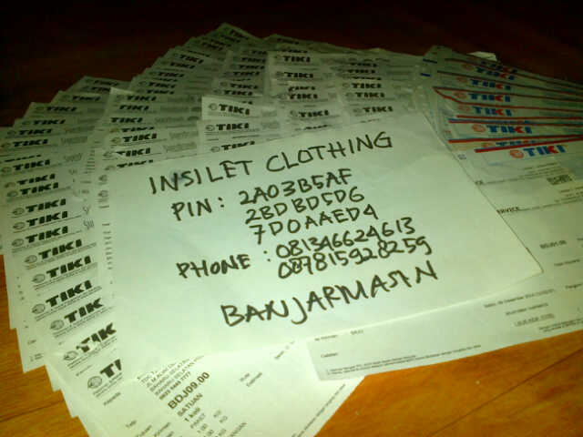 Nurdimention_'s tweet photo. "@duniamarmut: ecer atau grosir kaos surf http://t.co/tFZAdxuanD