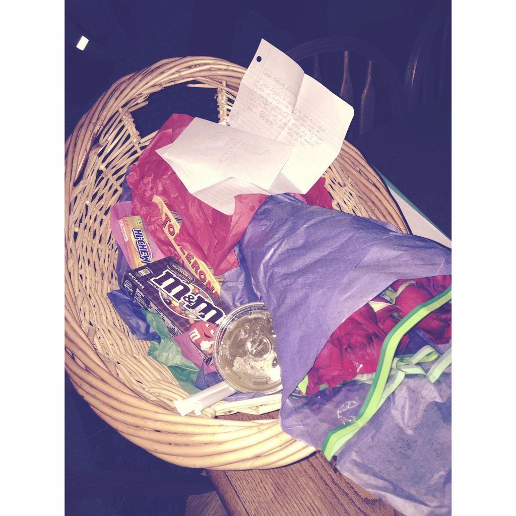 danibano's tweet photo. Because he dropped this off and it made my morning thank you ☺️😘💕❤️ @Jacob_W16 http://t.co/OLlaTmIDUP