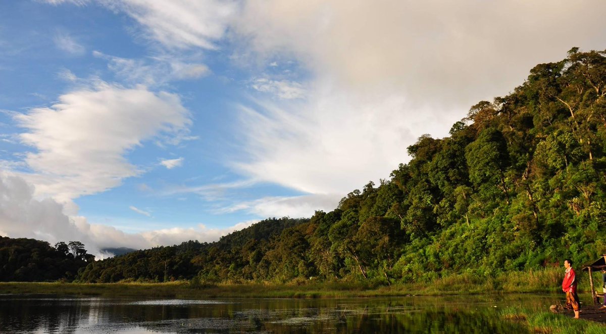 lutfiafirdaus's tweet photo. Ciharusnya Jawa Barat Kamojang, kab. Garut @TravellerKaskus #1000PlacesToSeeBeforeYouDie http://t.co/3J8oyBdgVu