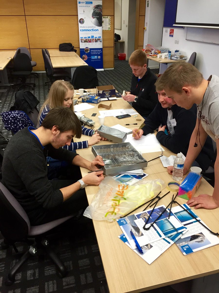 EDTScotland's tweet photo. Pupils from @BreadalbaneAcad working on their 
@tecoffhsore #engineering project @ #EES30 Workshop today http://t.co/cCVne7SvOM