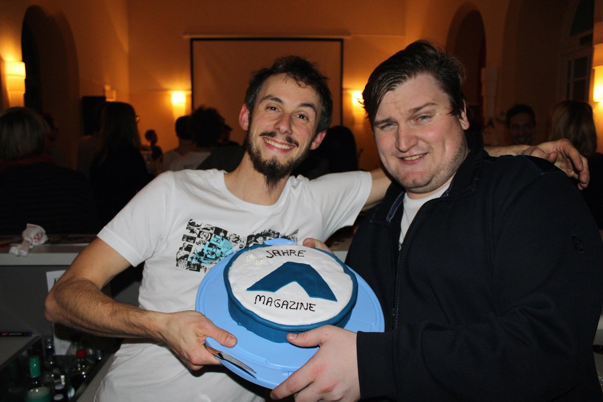aredaktion's tweet photo. GRAZ war super - morgen wird dann SCHLADMING gerockt :) #2yrsamag http://t.co/SVD01I2tMP