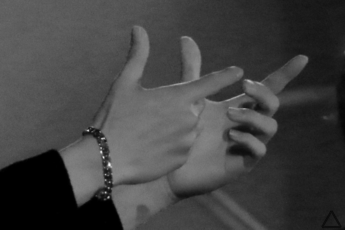 triangular__'s tweet image. #제로
imgur.com/NWHNgqV