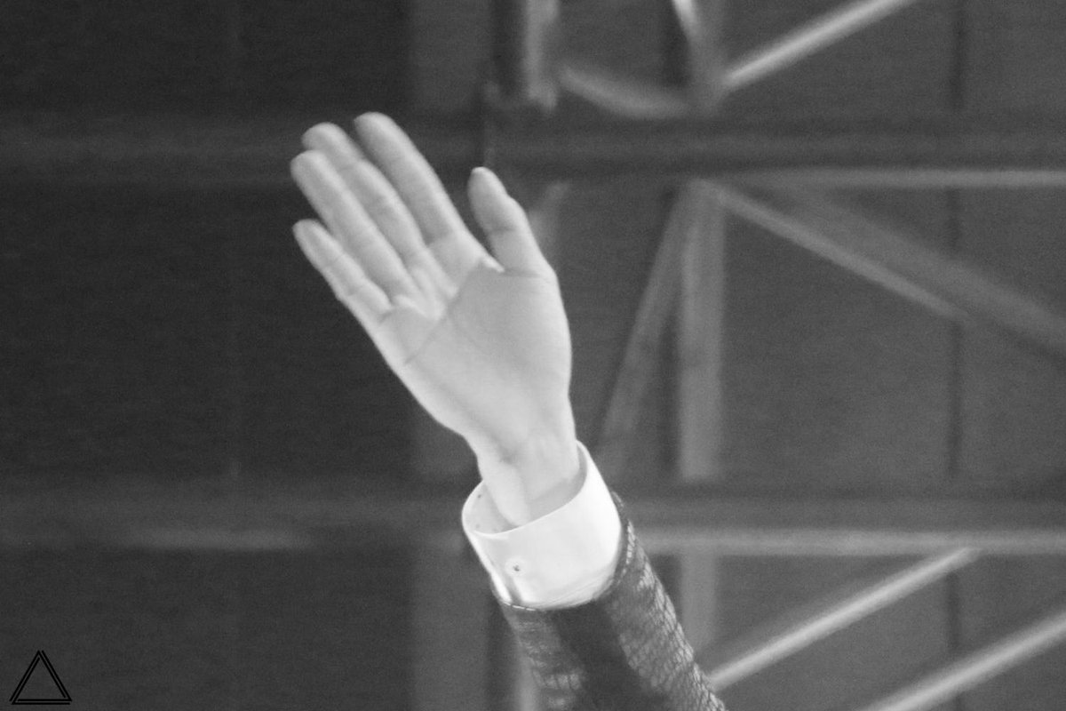 triangular__'s tweet image. #곤
imgur.com/IhlKV05