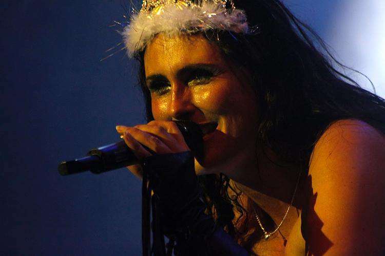 TheUnforgivingB's tweet photo. @WTofficial @universodorock @followsparkly The Queen! #WTlive14 #music #HydraTourBrazil http://t.co/vRzJ7iL9oN
