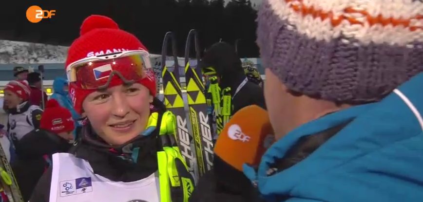 sportstudio's tweet photo. Auch Siegerin #VeronikaVitkova lobt im #ZDFInterview das #Oberhofer Publikum. Die Tschechin siegt zwei Italienerinnen http://t.co/fjp3YCWaWT