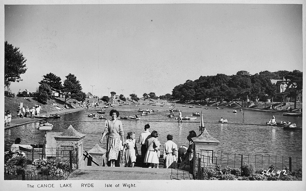 RydeAbide's tweet image. @MarkFoxNews @seaviewhotel Even Canoe Lake Ryde-looked bigger in the old days-not that old though-1960-#BeforeThePool