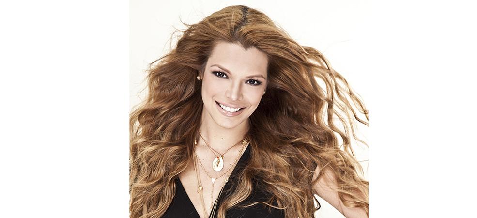 FinDeSemanaWeb's tweet photo. @MariangelRuiz7 será la encargada de presentar el Miss Universo 2015 http://t.co/TU6FT2vrGI http://t.co/EQdPcbLXx4