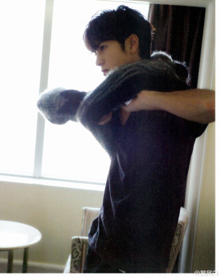 kentomarius's tweet photo. [PICTURE] 2015.01.09 TV GUIDE Person (3) http://t.co/auCYkLtBES