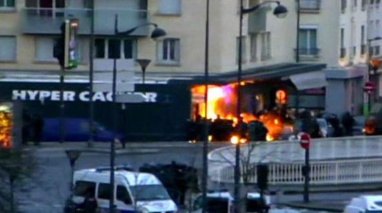 B67BrmBCMAEv8er.jpg:large