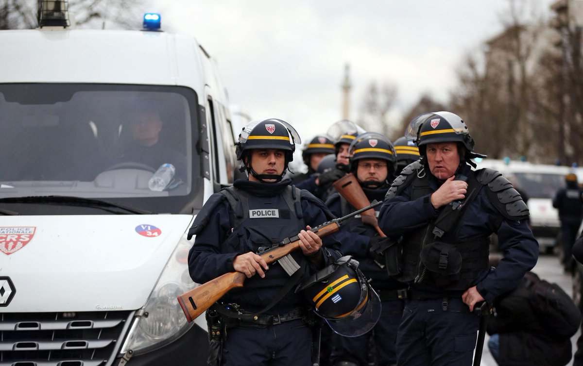 MORE: French police confirm #CharlieHebdo suspects killed  bloom.bg/1w5GgaR