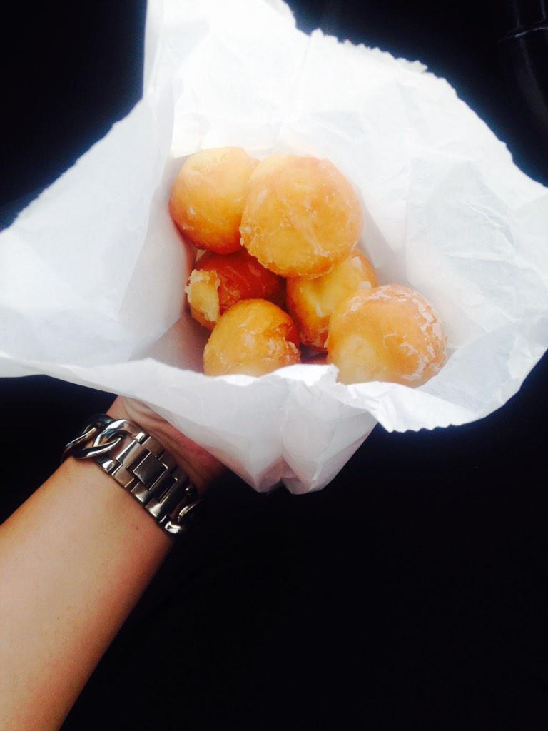 cambriaalvarado's tweet image. Donut want to go to work but this will suffice. 🍩 #TGIF #butreallyilovemyjob #excitedfortheweekend