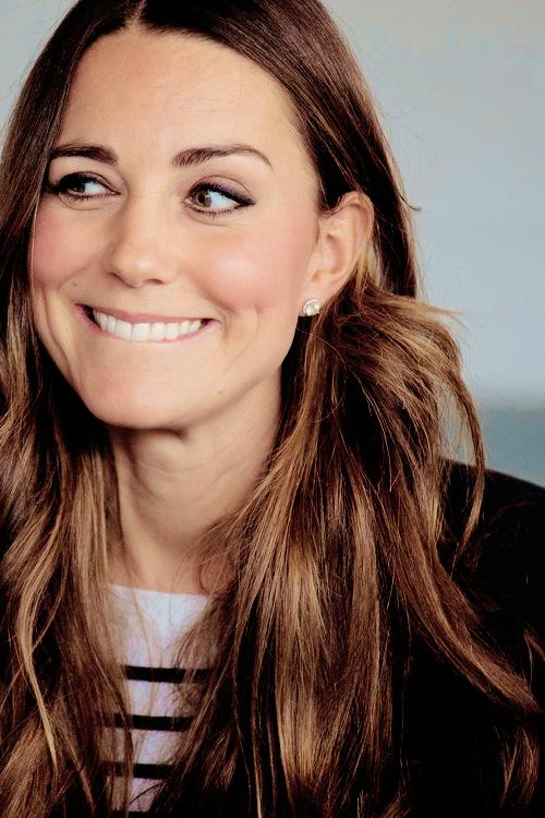 Happy Birthday to the very stylish and adorable Kate Middleton! 