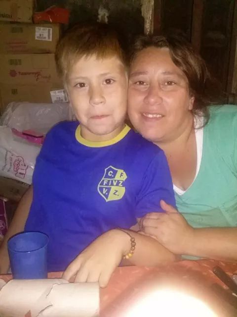 CR5ISTINA19's tweet photo. Los amoooo!!! http://t.co/LgGO5QRSgy