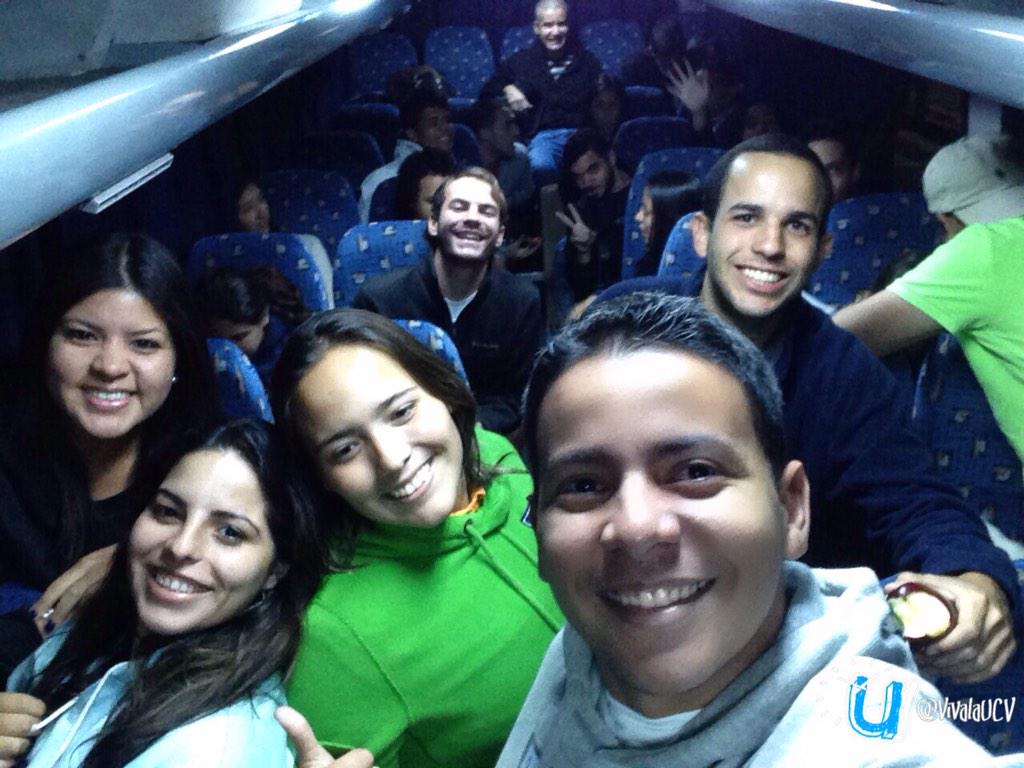 Arq_Mai's tweet photo. @rattia57 -> “@VivaLaUCV: Hoy en la UCV en Barqto para apoyar al @CEAFAUUDE y a @CEA_FAU en el VIII @MaratonArquitec http://t.co/77yIGHDIgR”