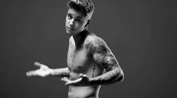 FitFamousMales's tweet photo. Some more hot shots of @justinbieber in his Calvin's. He's hot. http://t.co/RUfvZHvu2Y
