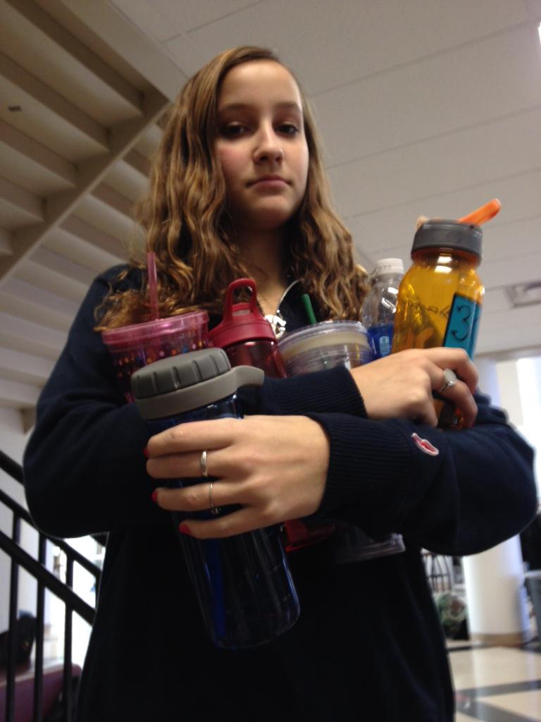 MalloryLynn39's tweet photo. All the water bottles but you're still thirsty http://t.co/CIwcqc1DvM