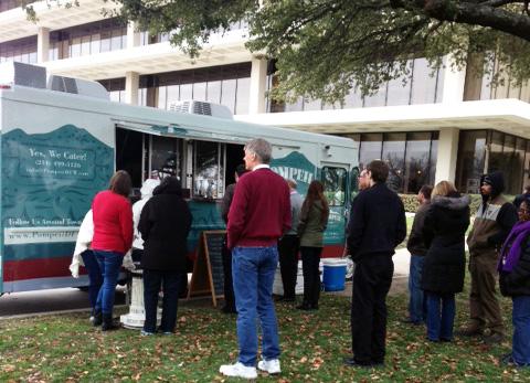 It may be too cold for us Texans, but it didn't stop us from enjoying Food Truck Friday at Halff! Thanks <a href="/PompeiiDFW/">PompeiiDFW</a>!