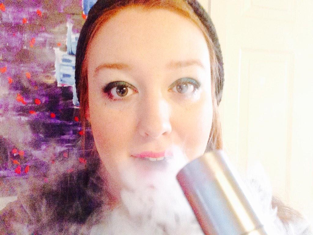 VapingDay_com's tweet photo. #vaping💨 Punch Drunk👊 #eliquid From @AmericaneLiquid #WOW #VapeLife #Vape2015 #Vape #VL4L #VapingDay #VapeStrong #AES http://t.co/oAGnKGvYD8